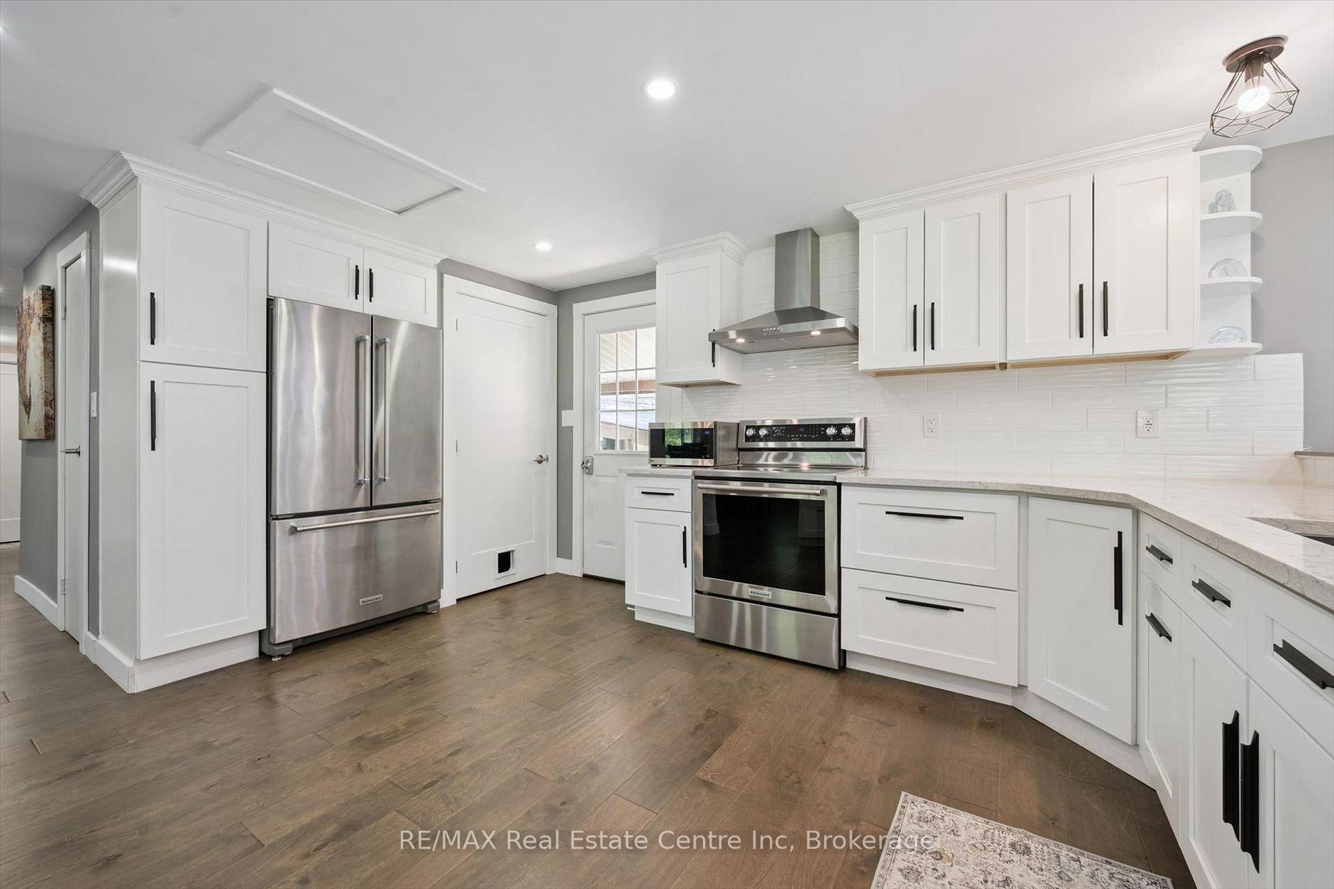 Photo 8 of 14 Ash Street, Guelph/Eramosa, Eden Mills — HOMEH