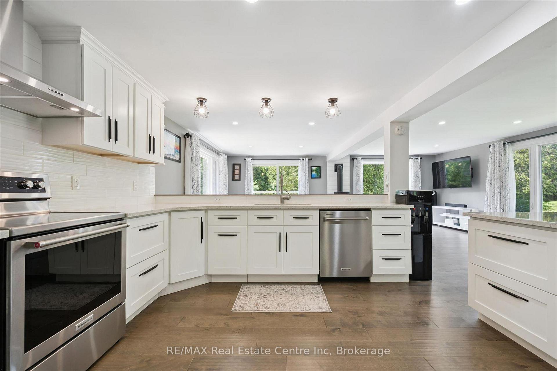 Photo 9 of 14 Ash Street, Guelph/Eramosa, Eden Mills — HOMEH