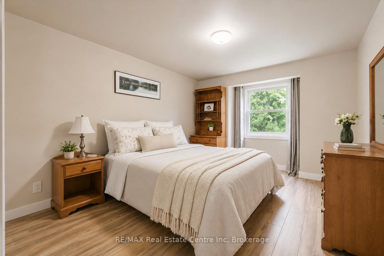 Photo 21 of 14 Ash Street, Guelph/Eramosa, Eden Mills — HOMEH
