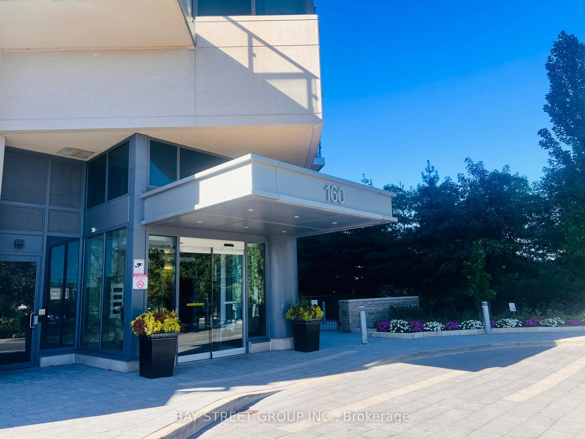 Photo of Unit 205, 160 Vanderhoof Avenue