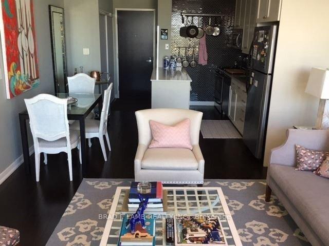 Photo 4 of Unit 1402, 1 Shaw Street, Toronto, Niagara — HOMEH
