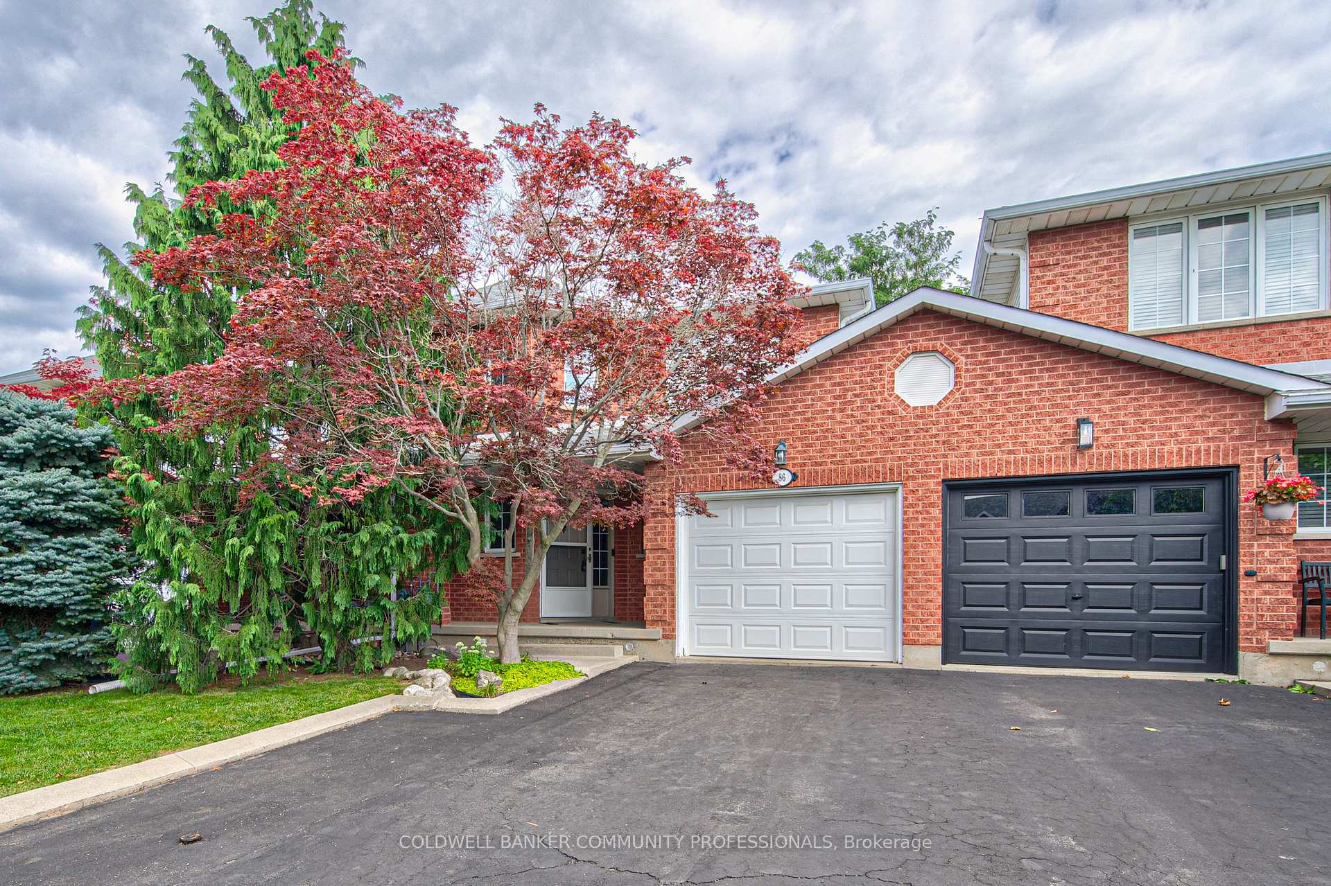 Photo 1 of 86 Chelsea Crescent, Hamilton, Stoney Creek — HOMEH
