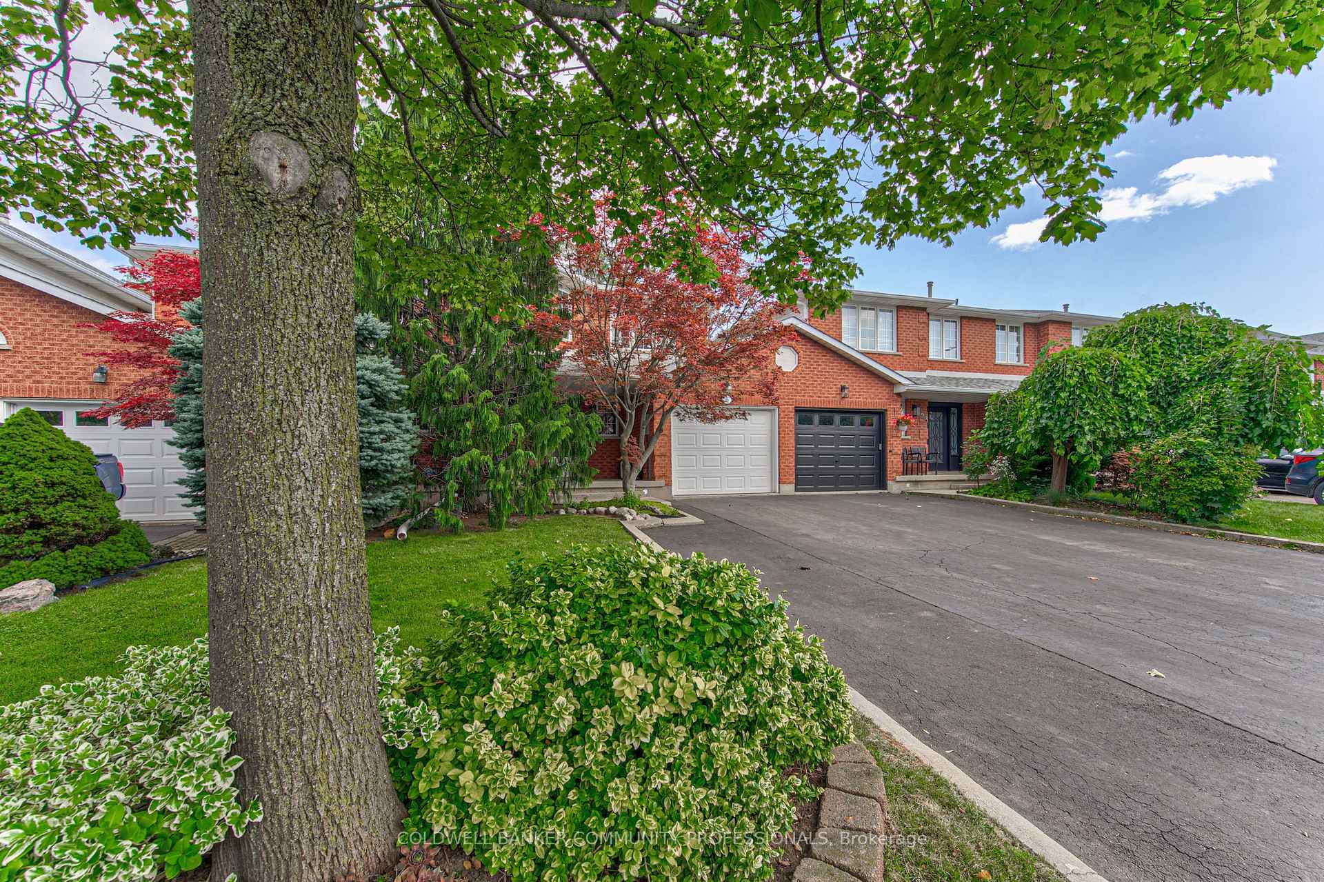 Photo 2 of 86 Chelsea Crescent, Hamilton, Stoney Creek — HOMEH