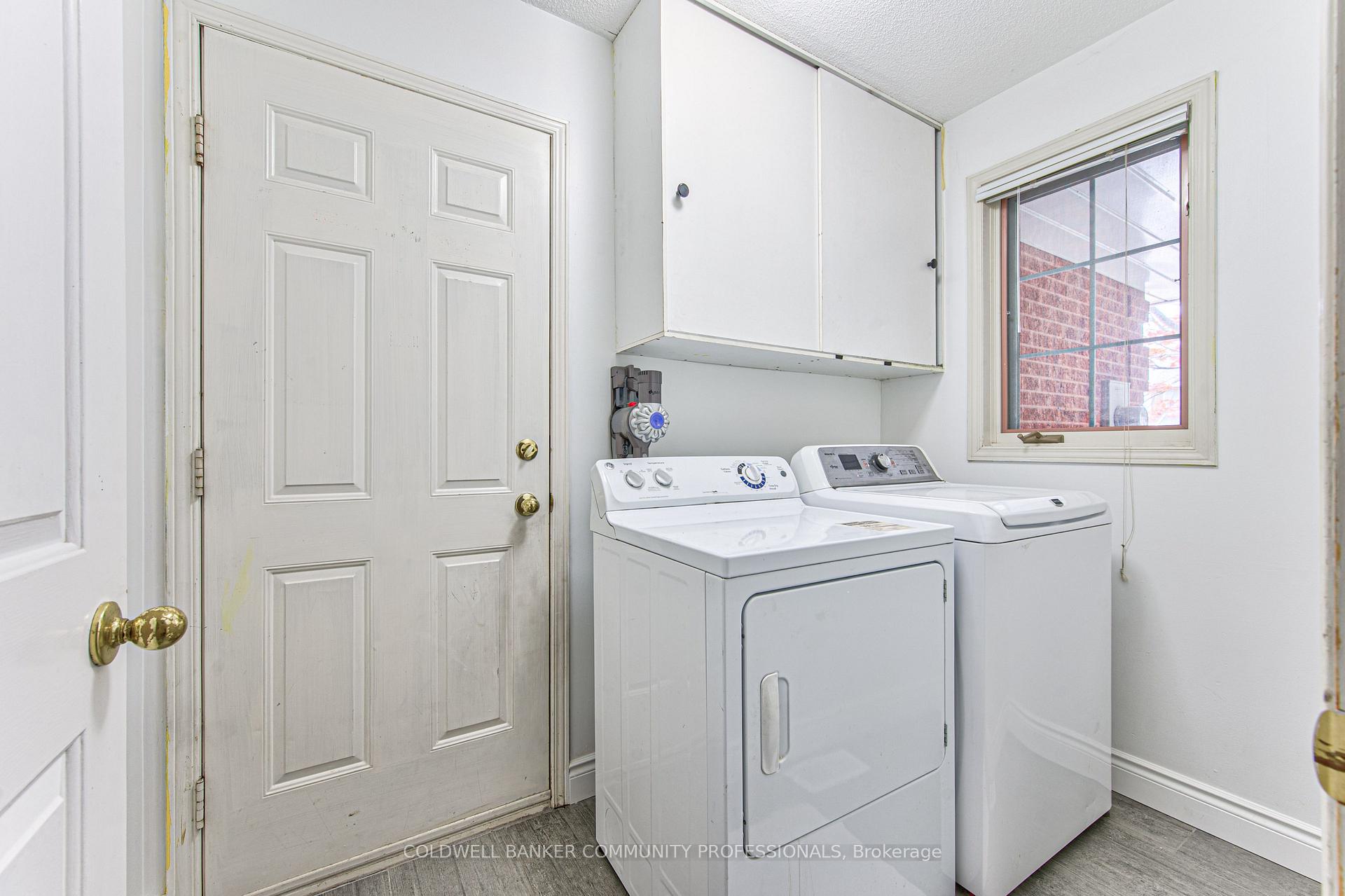 Photo 7 of 86 Chelsea Crescent, Hamilton, Stoney Creek — HOMEH