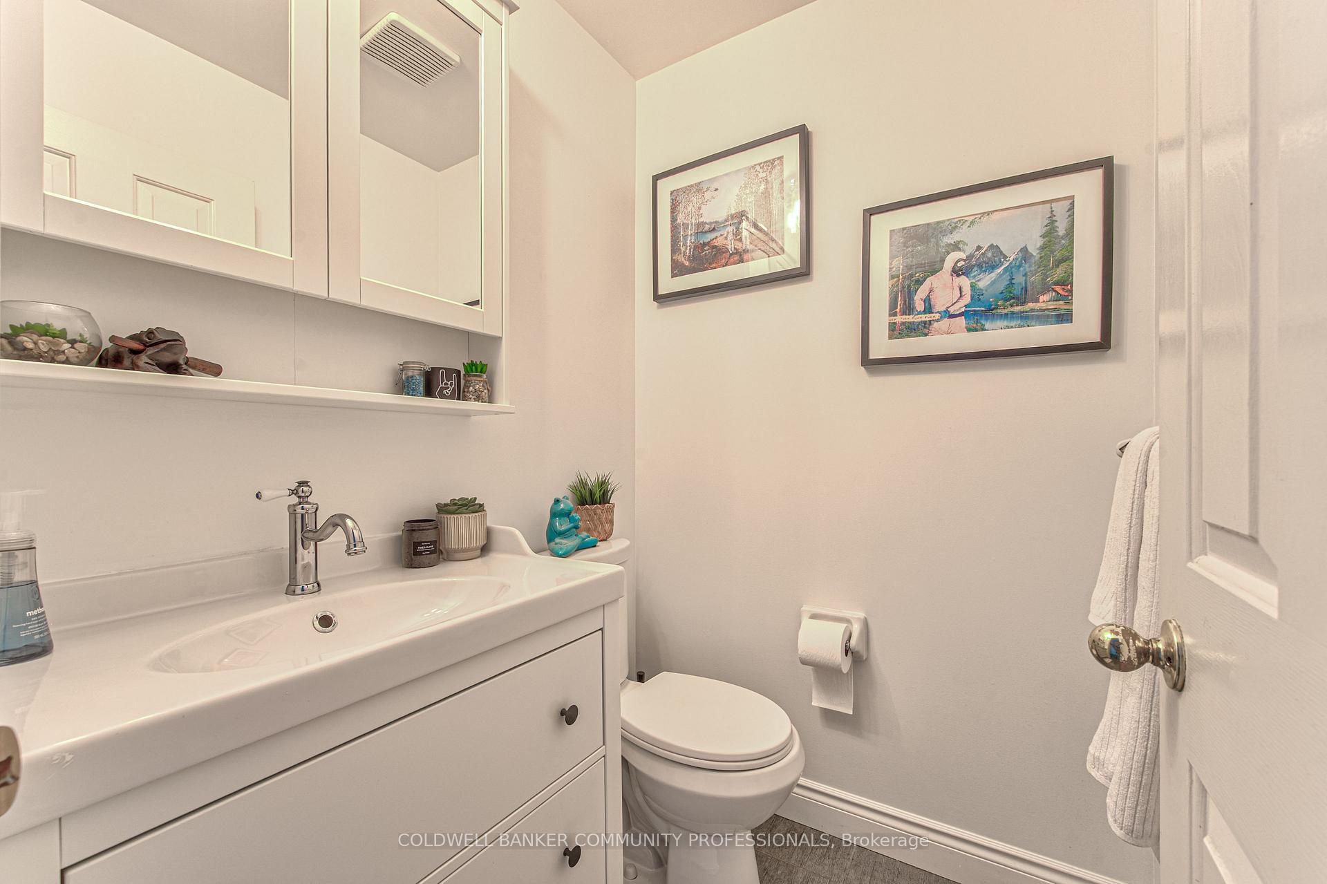 Photo 8 of 86 Chelsea Crescent, Hamilton, Stoney Creek — HOMEH
