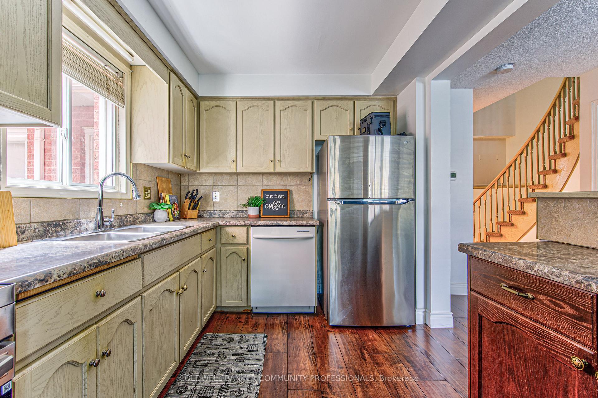 Photo 15 of 86 Chelsea Crescent, Hamilton, Stoney Creek — HOMEH