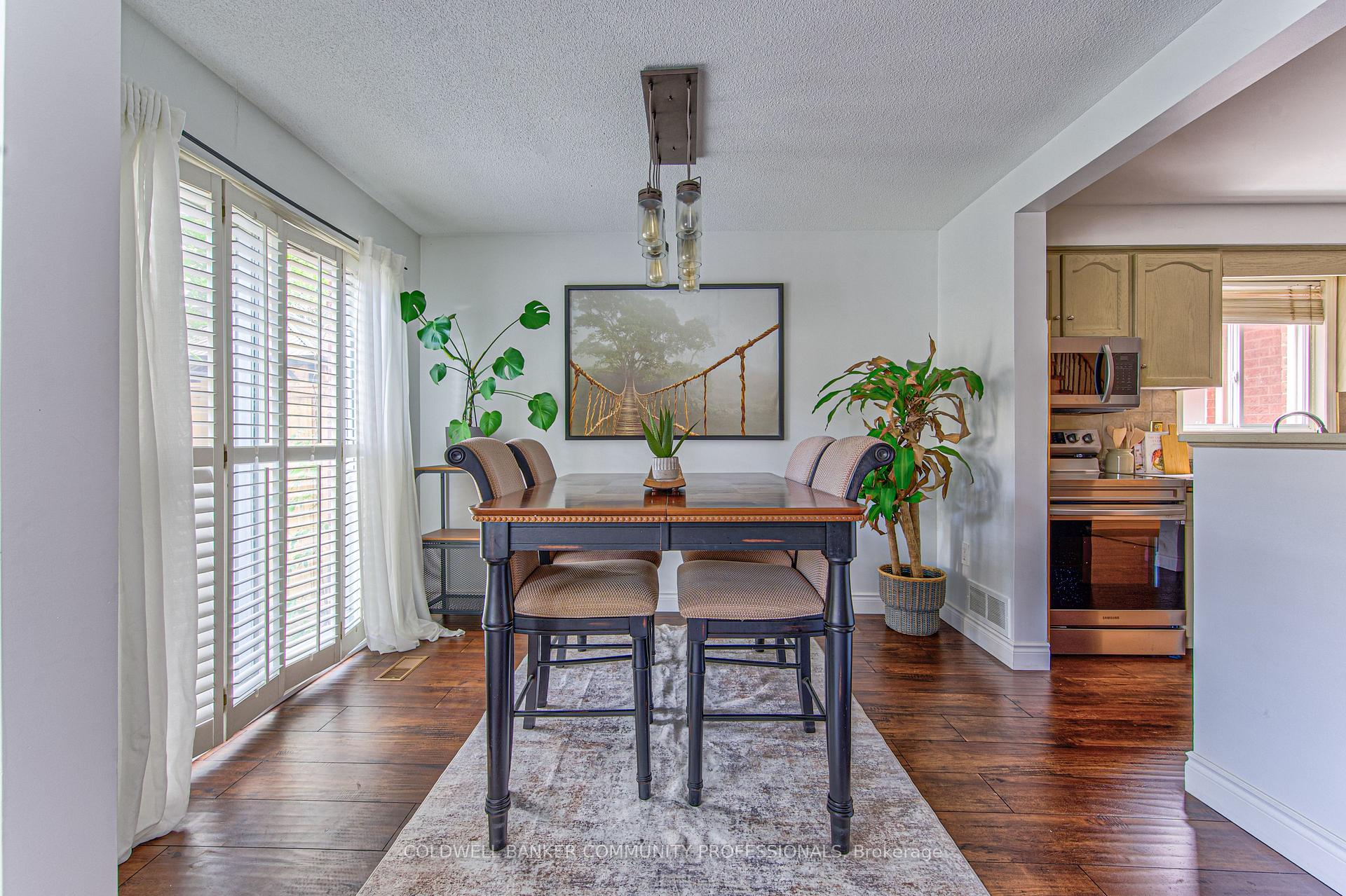 Photo 19 of 86 Chelsea Crescent, Hamilton, Stoney Creek — HOMEH
