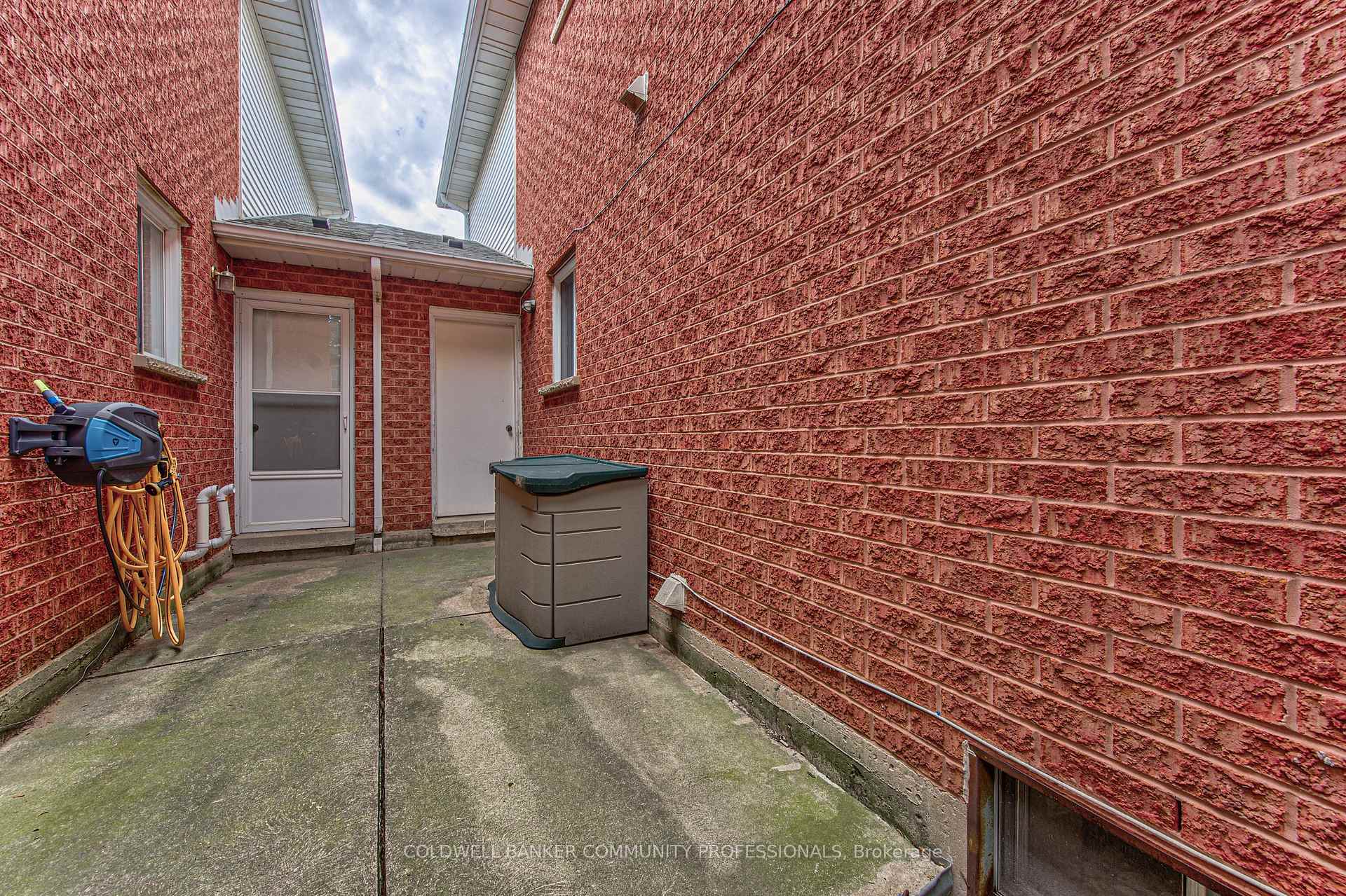 Photo 37 of 86 Chelsea Crescent, Hamilton, Stoney Creek — HOMEH