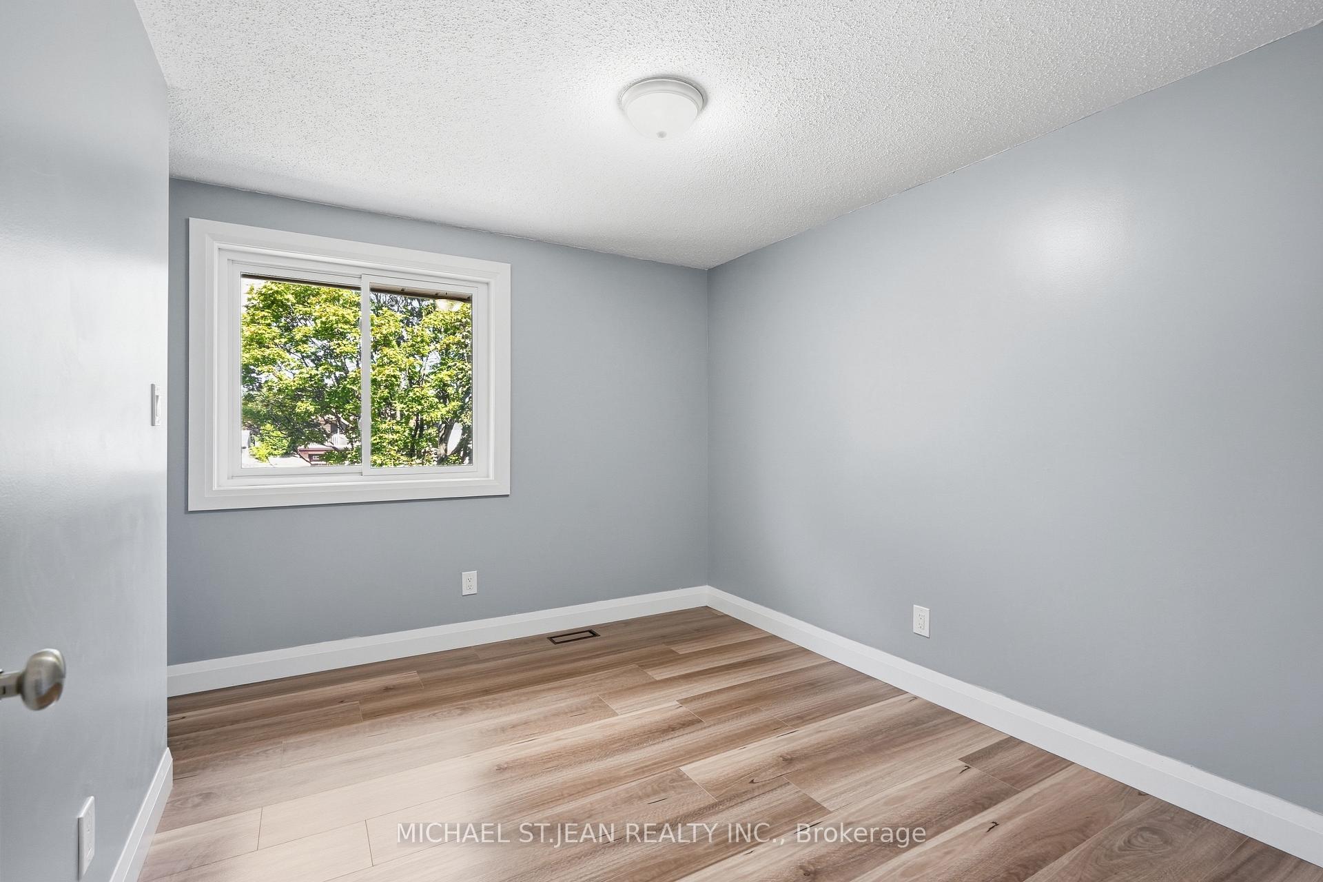 Photo 35 of 27 Cummington Place, Welland, N. Welland — HOMEH