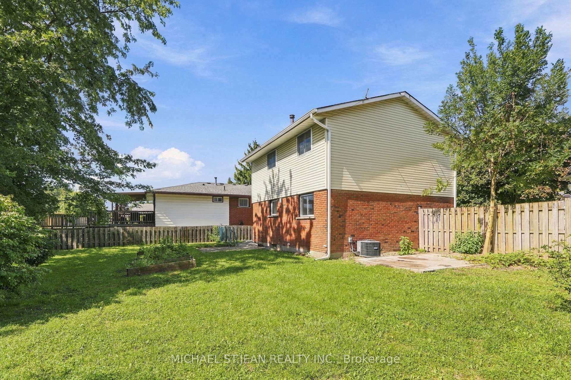 Photo 57 of 27 Cummington Place, Welland, N. Welland — HOMEH