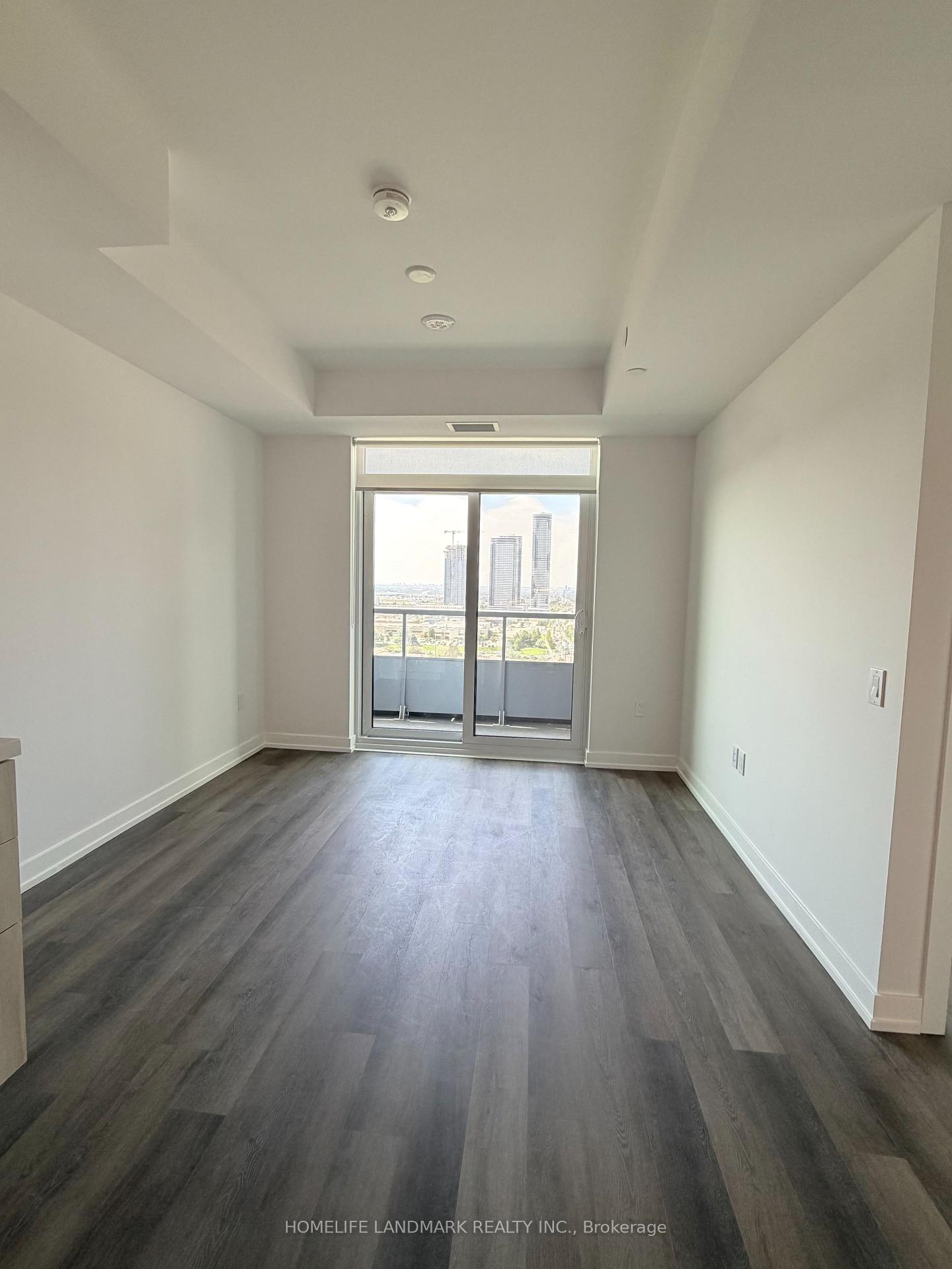 Photo 9 of Unit 1810, 5 Meadowdale Road, Vaughan, West Woodbridge — HOMEH