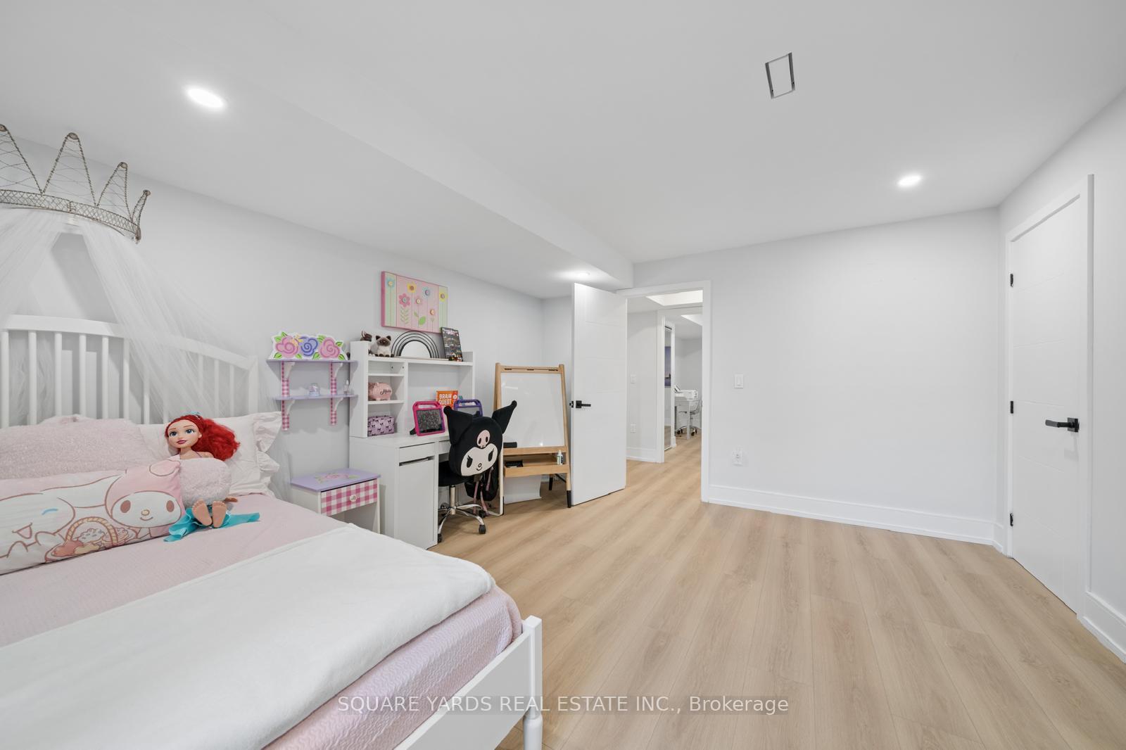 Photo 46 of 21 Montgomery Avenue, Whitby, Brooklin — HOMEH