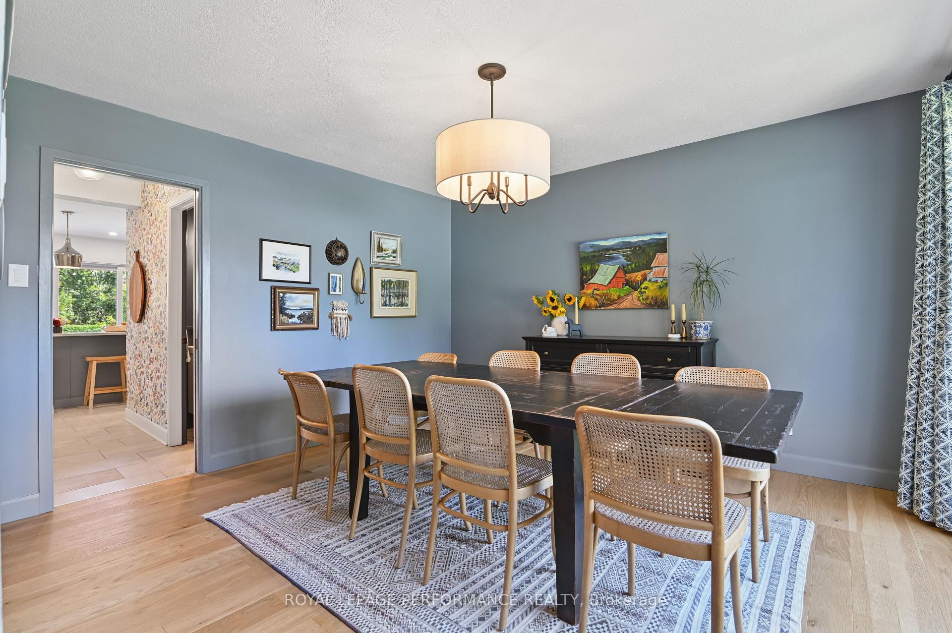 Photo 5 of 2330 Rembrandt Road, Ottawa, Whitehaven — HOMEH