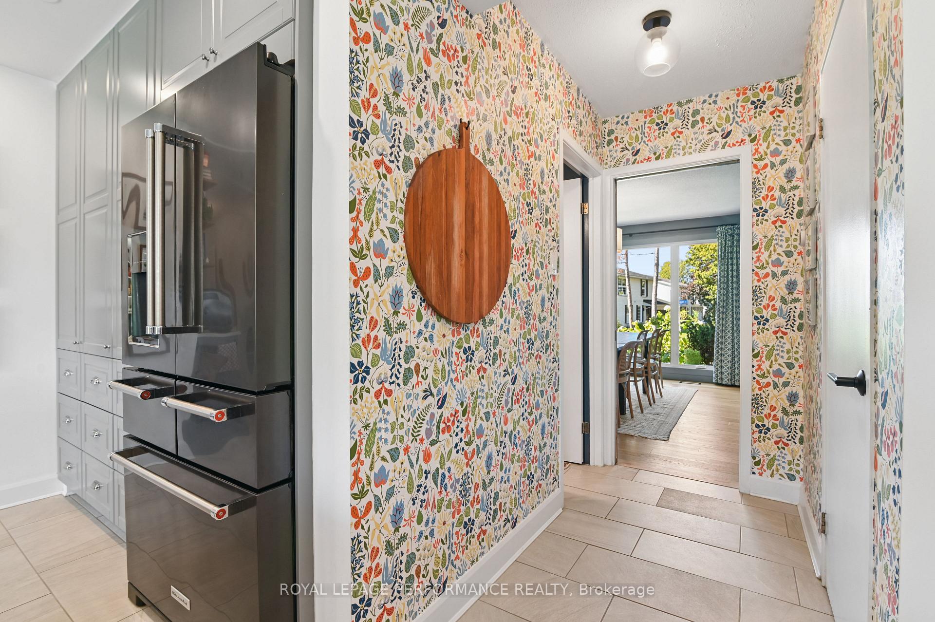 Photo 7 of 2330 Rembrandt Road, Ottawa, Whitehaven — HOMEH