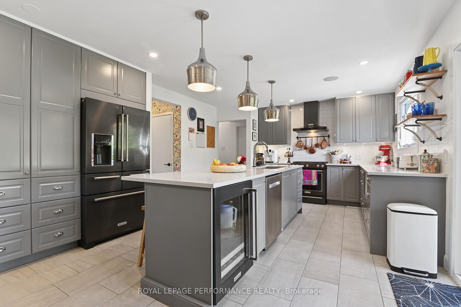 Photo 13 of 2330 Rembrandt Road, Ottawa, Whitehaven — HOMEH