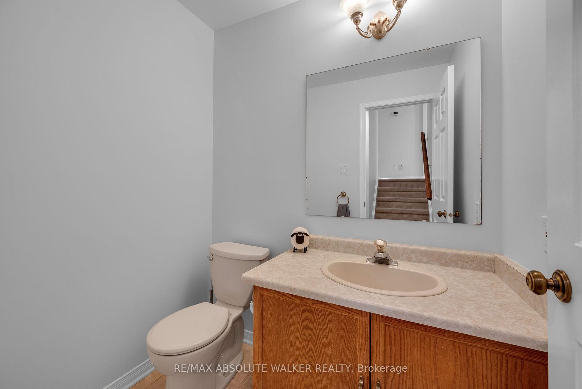 Photo 21 of 65 Halley Street, Ottawa, Barrhaven - Heritage Park — HOMEH