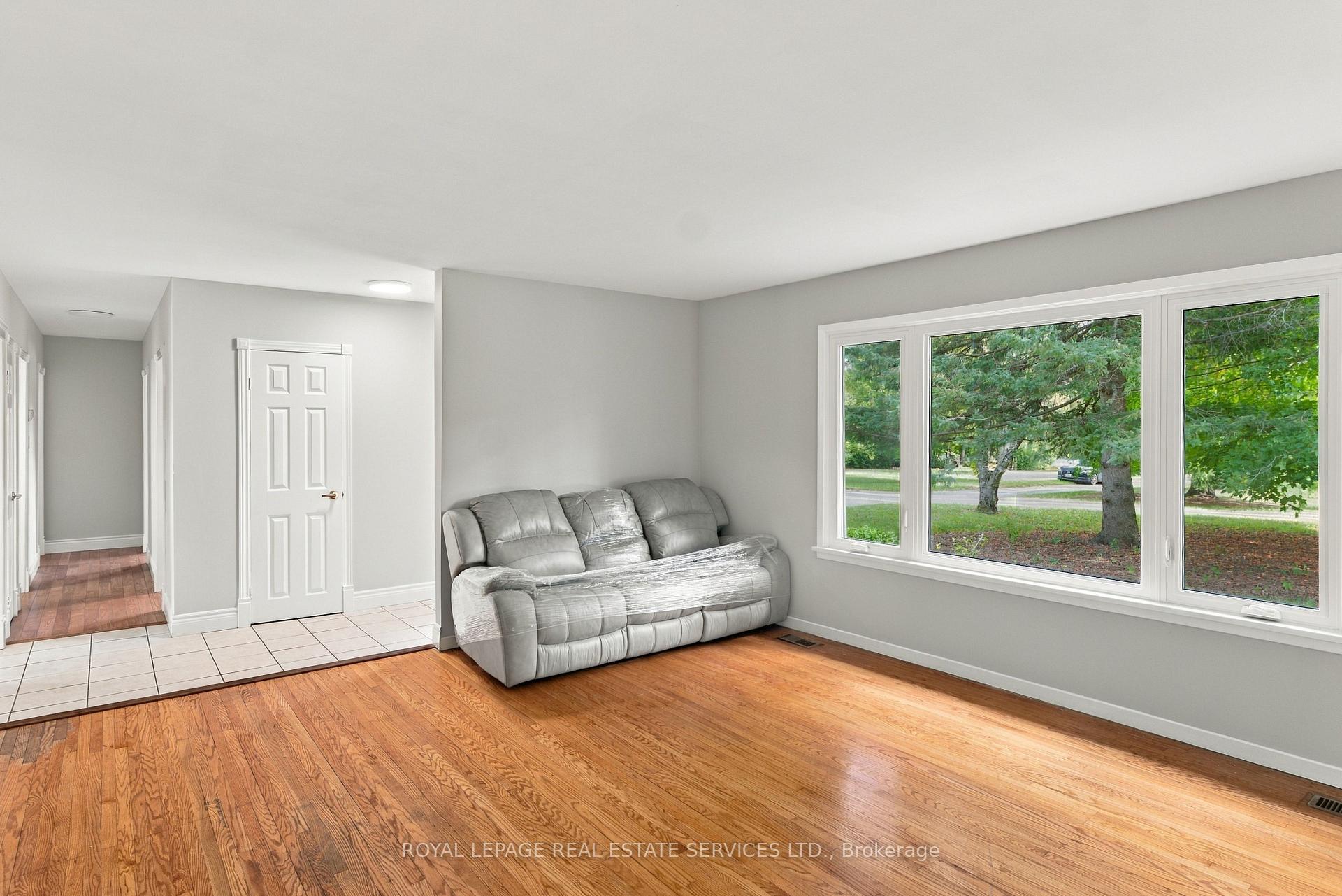 Photo 8 of 1191 15 Side Road, Milton, Rural Milton West — HOMEH