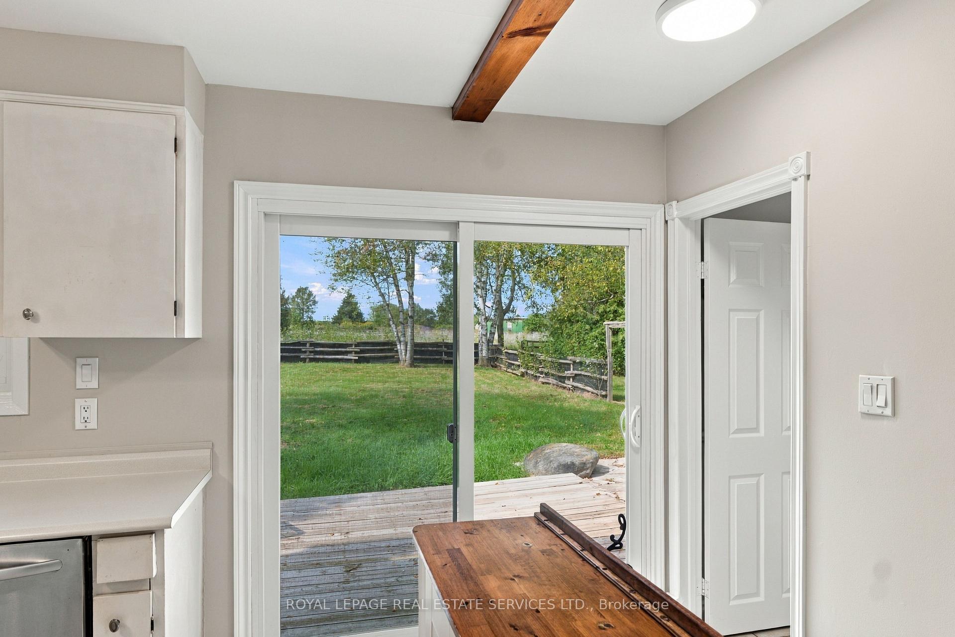 Photo 18 of 1191 15 Side Road, Milton, Rural Milton West — HOMEH
