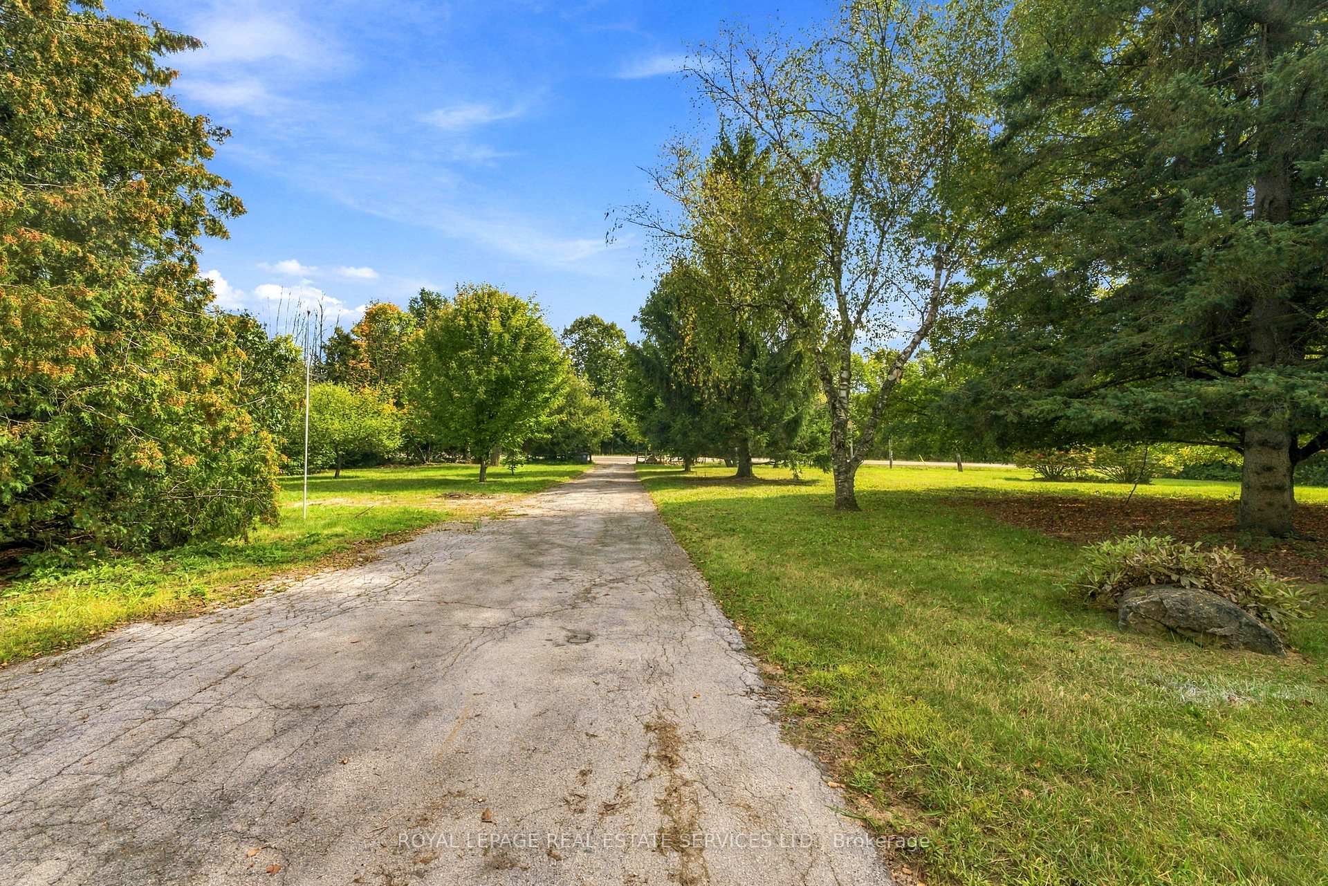 Photo 27 of 1191 15 Side Road, Milton, Rural Milton West — HOMEH