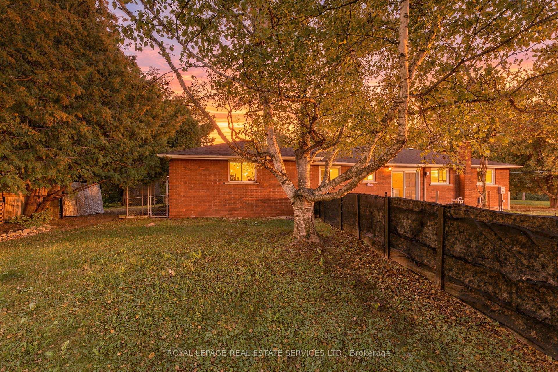 Photo 32 of 1191 15 Side Road, Milton, Rural Milton West — HOMEH