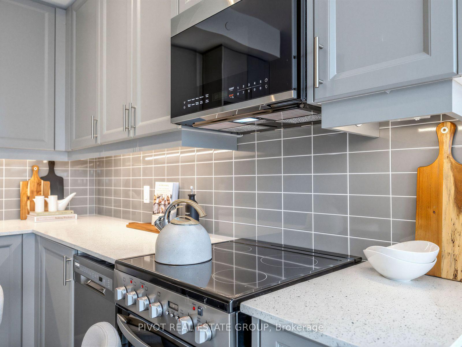 Photo 12 of Unit 638, 2343 Khalsa Gate, Oakville, Westmount — HOMEH