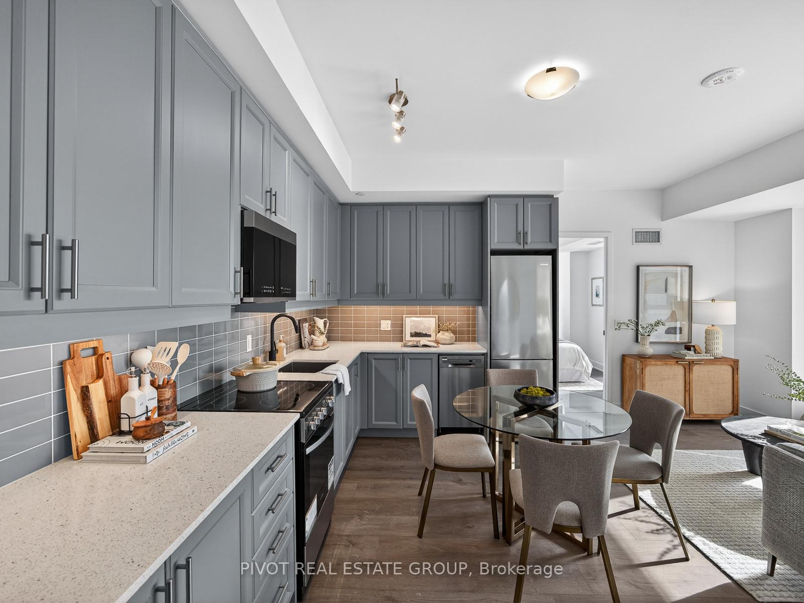 Photo 4 of Unit 210, 2333 Khalsa Gate, Oakville, Westmount — HOMEH