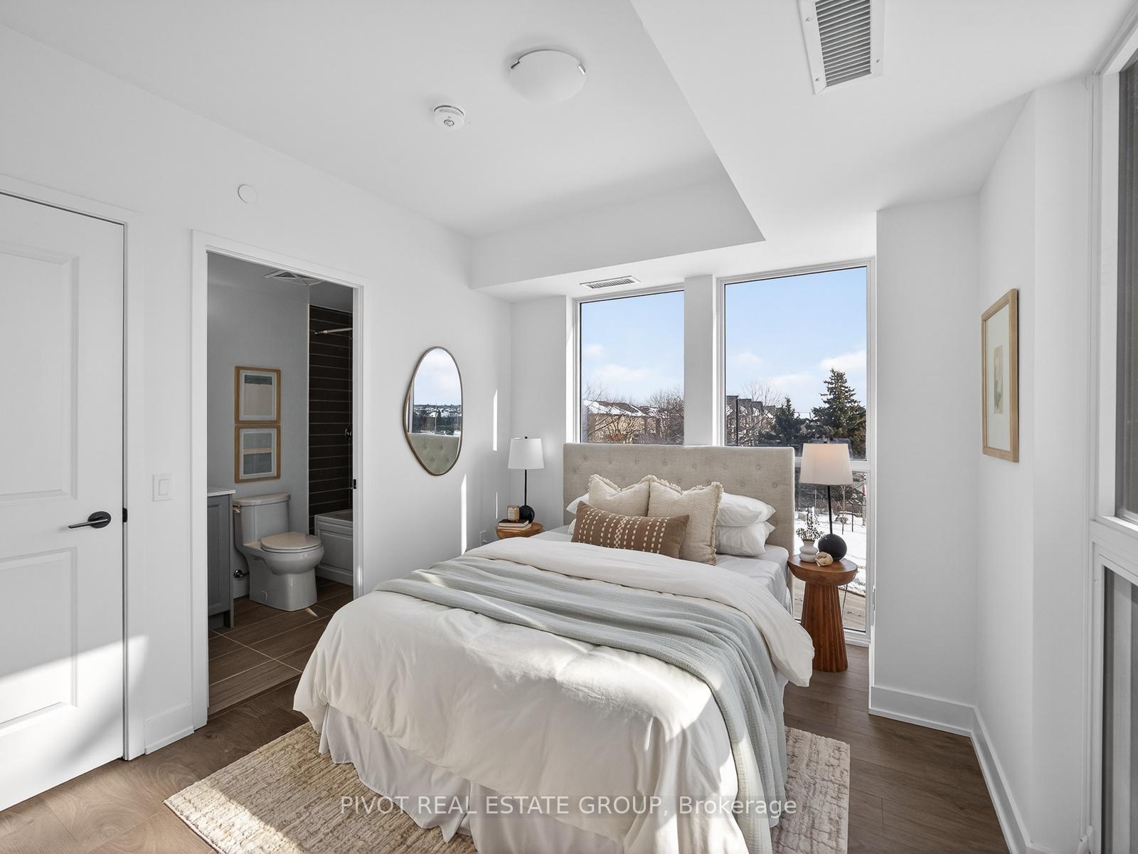 Photo 11 of Unit 210, 2333 Khalsa Gate, Oakville, Westmount — HOMEH