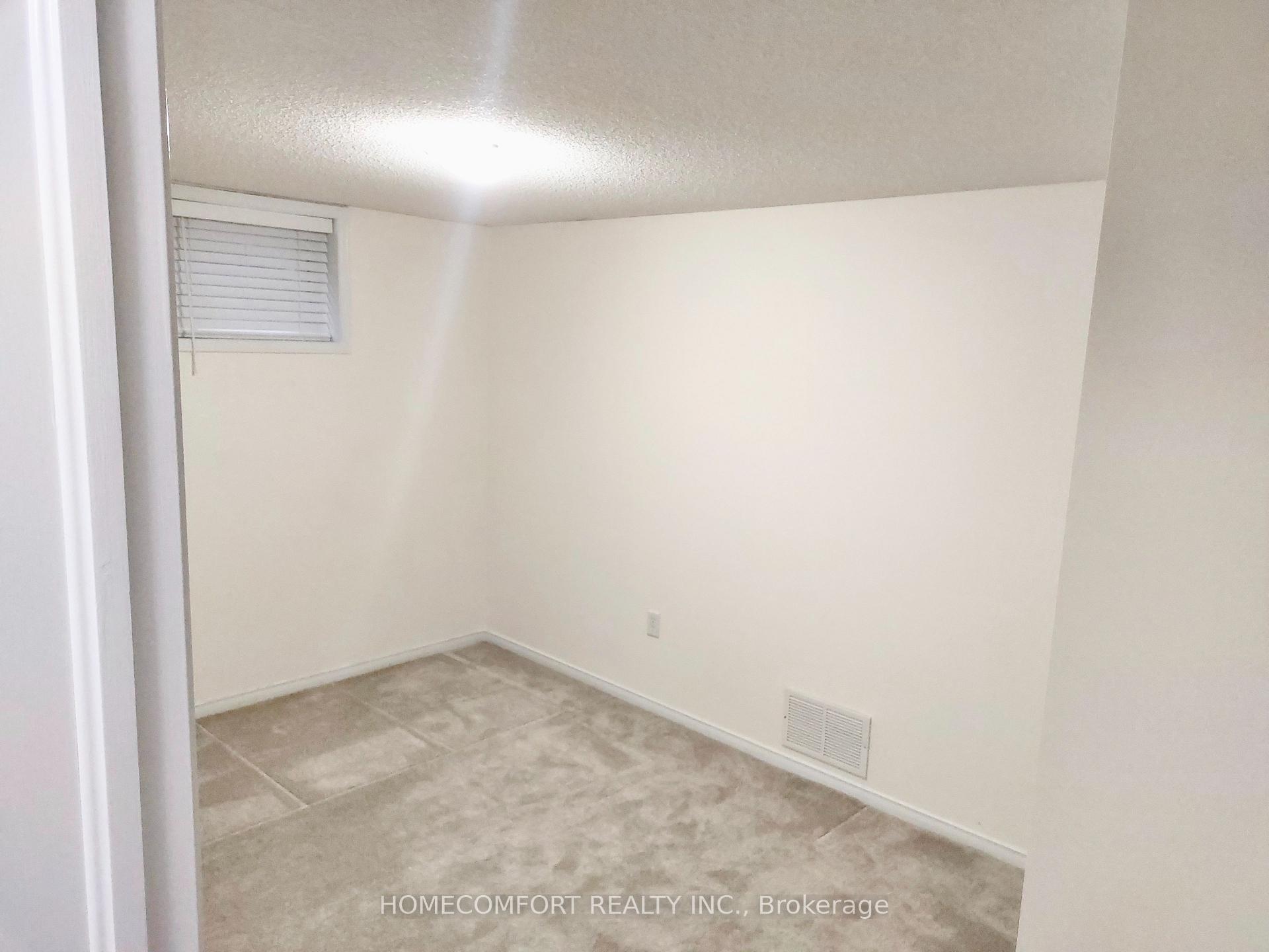Photo 5 of Unit Lower, 11 Catherine Drive, Barrie, Painswick South — HOMEH