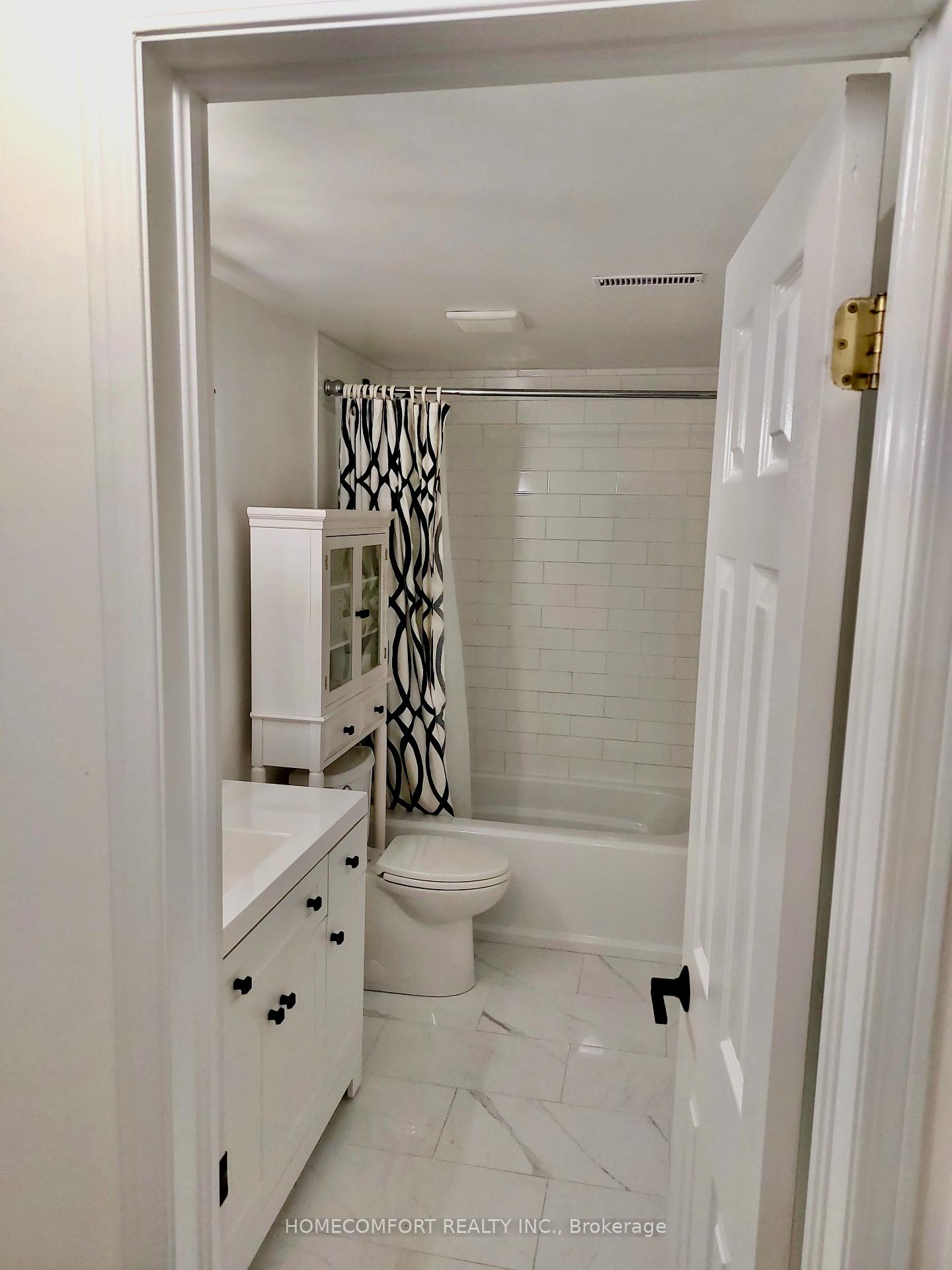 Photo 9 of Unit Lower, 11 Catherine Drive, Barrie, Painswick South — HOMEH