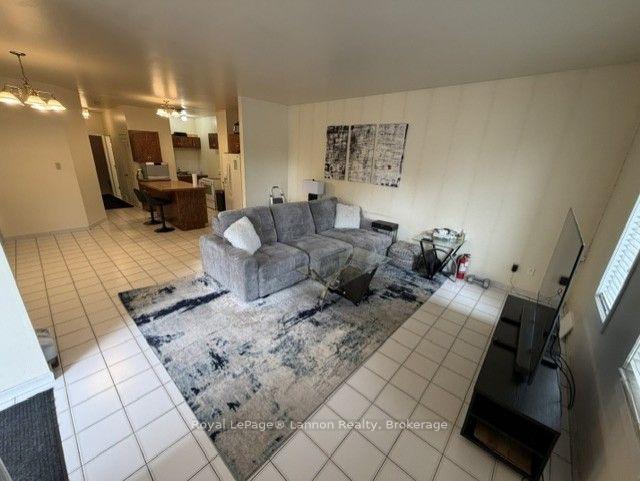Photo 4 of 39-41 Junot Avenue S, Thunder Bay, Forest Park — HOMEH
