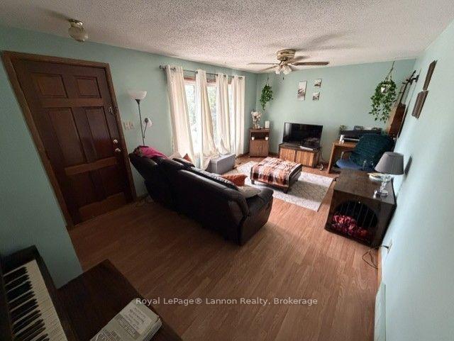Photo 12 of 39-41 Junot Avenue S, Thunder Bay, Forest Park — HOMEH