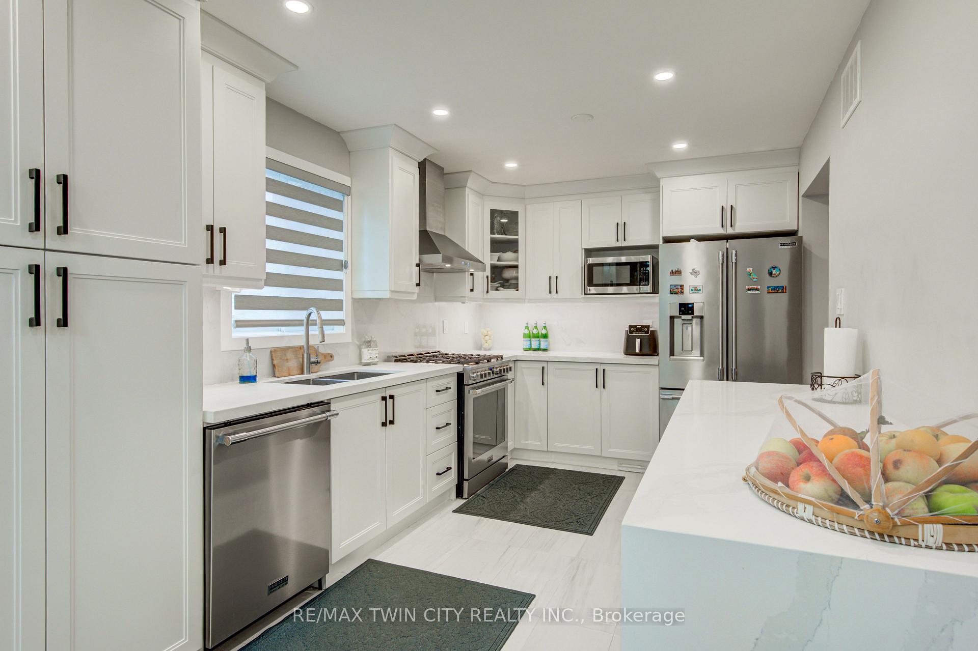 Photo 16 of 31 Tynemouth Drive, London, East I — HOMEH