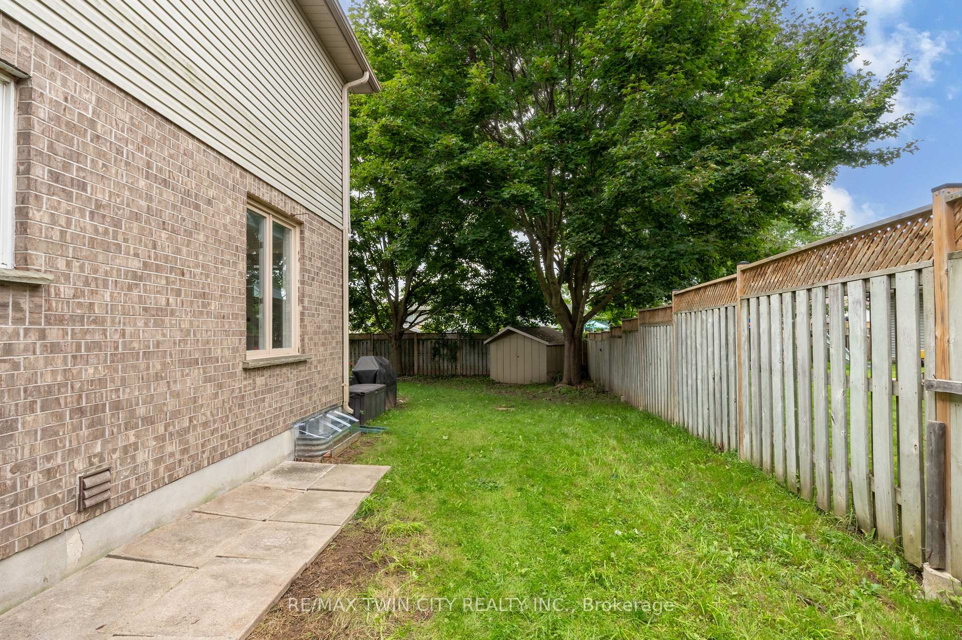 Photo 41 of 31 Tynemouth Drive, London, East I — HOMEH