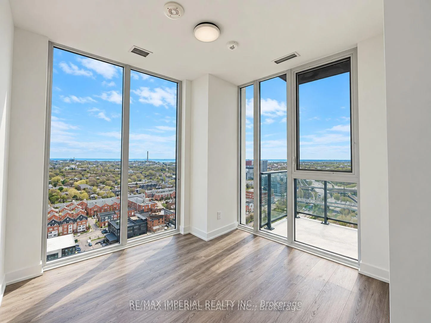 Photo 2 of Unit 2302, 5 Defries Street, Toronto, Regent Park — HOMEH