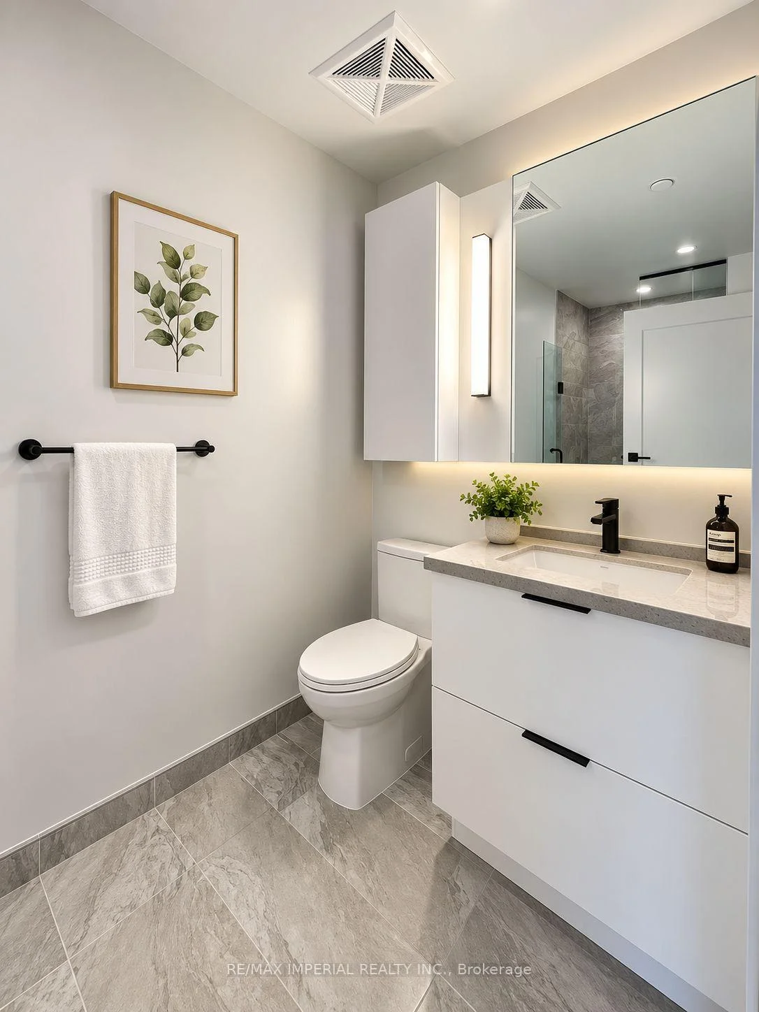 Photo 5 of Unit 2302, 5 Defries Street, Toronto, Regent Park — HOMEH