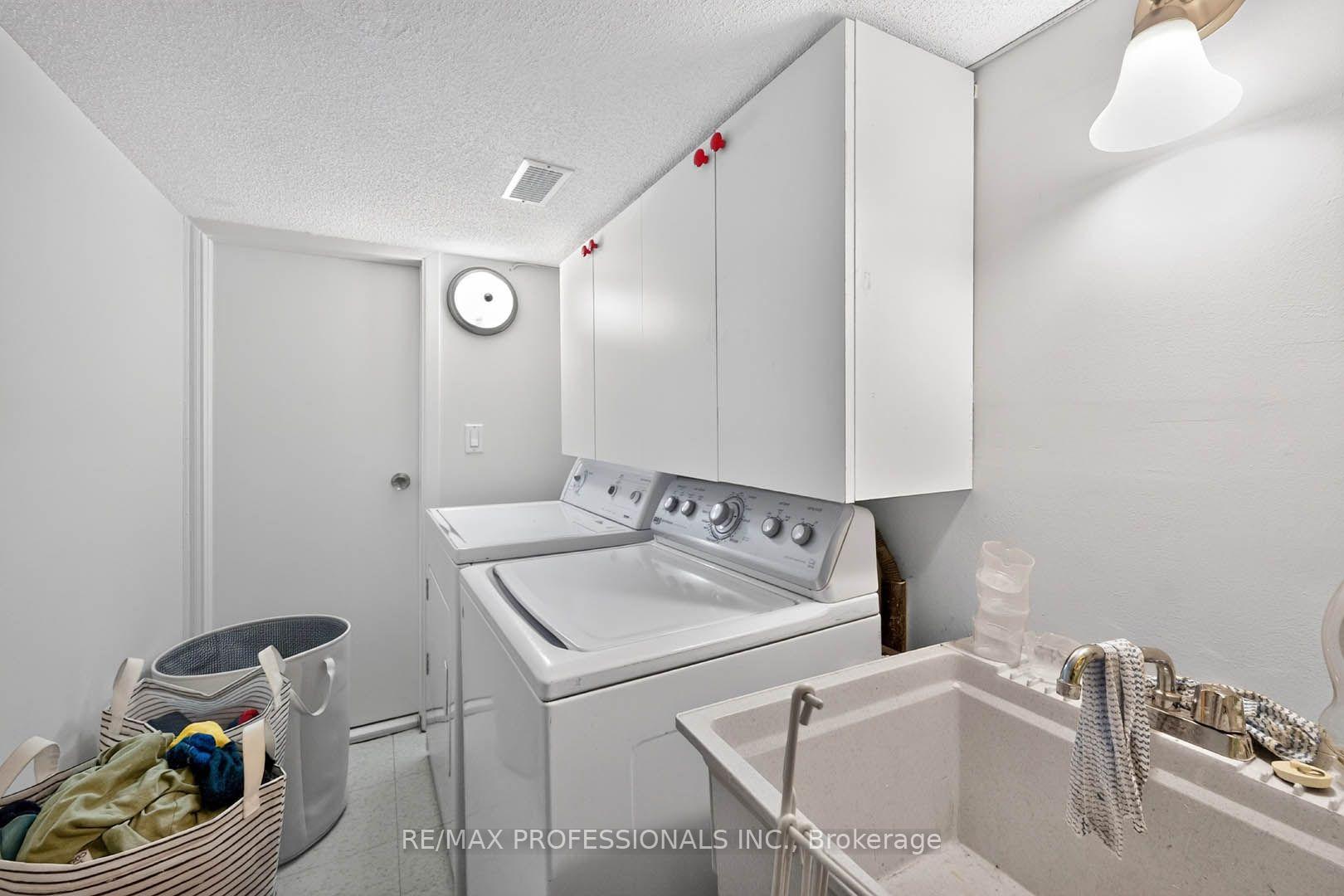 Photo 32 of 17 Fifth Street, Etobicoke, New Toronto — HOMEH
