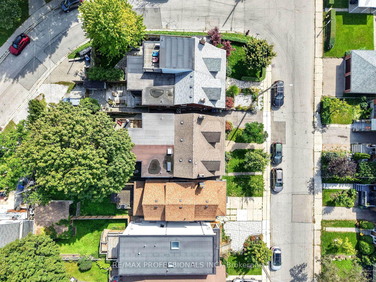 Photo 41 of 17 Fifth Street, Etobicoke, New Toronto — HOMEH