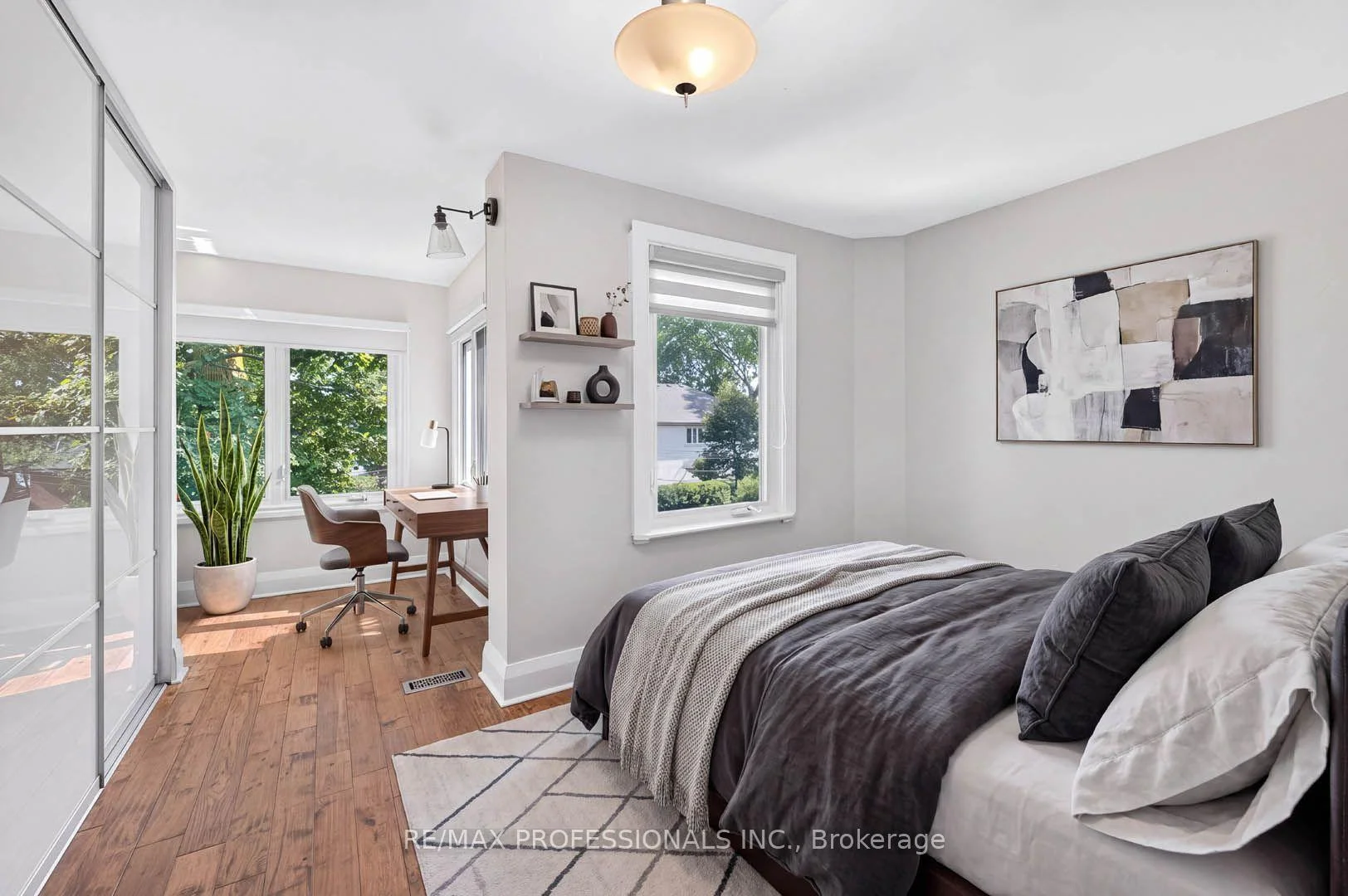 Photo 21 of 17 Fifth Street, Etobicoke, New Toronto — HOMEH