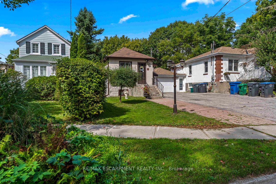 Photo 2 of 253 Eaglewood Boulevard, Mississauga, Mineola — HOMEH