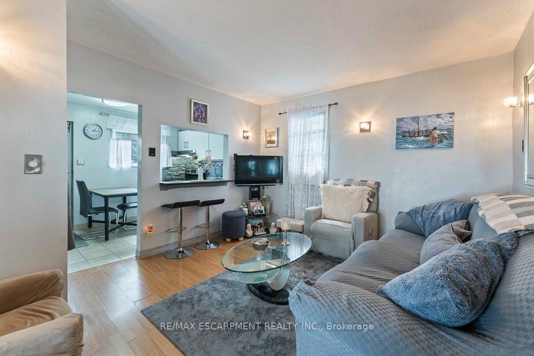 Photo 9 of 253 Eaglewood Boulevard, Mississauga, Mineola — HOMEH