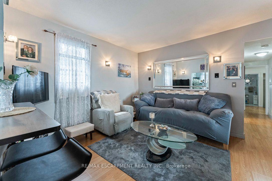Photo 11 of 253 Eaglewood Boulevard, Mississauga, Mineola — HOMEH