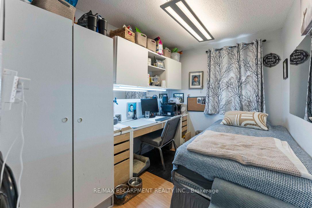 Photo 18 of 253 Eaglewood Boulevard, Mississauga, Mineola — HOMEH