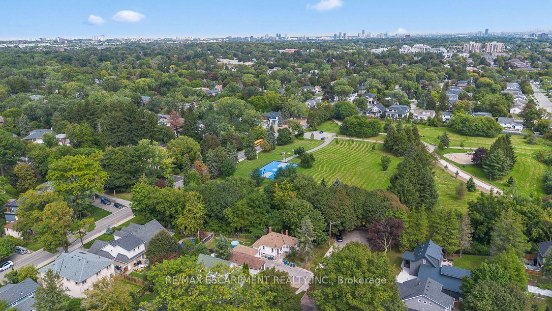 Photo 32 of 253 Eaglewood Boulevard, Mississauga, Mineola — HOMEH