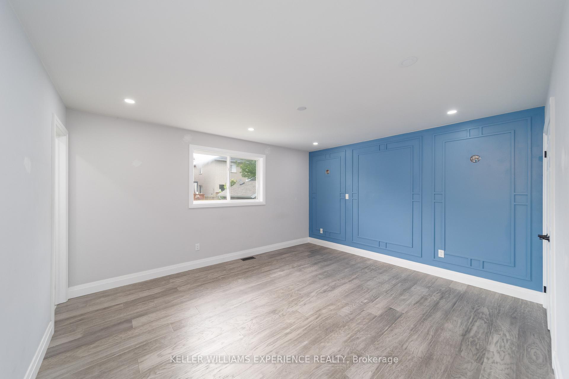 Photo 13 of 90 Sproule Drive, Barrie, Edgehill Drive — HOMEH