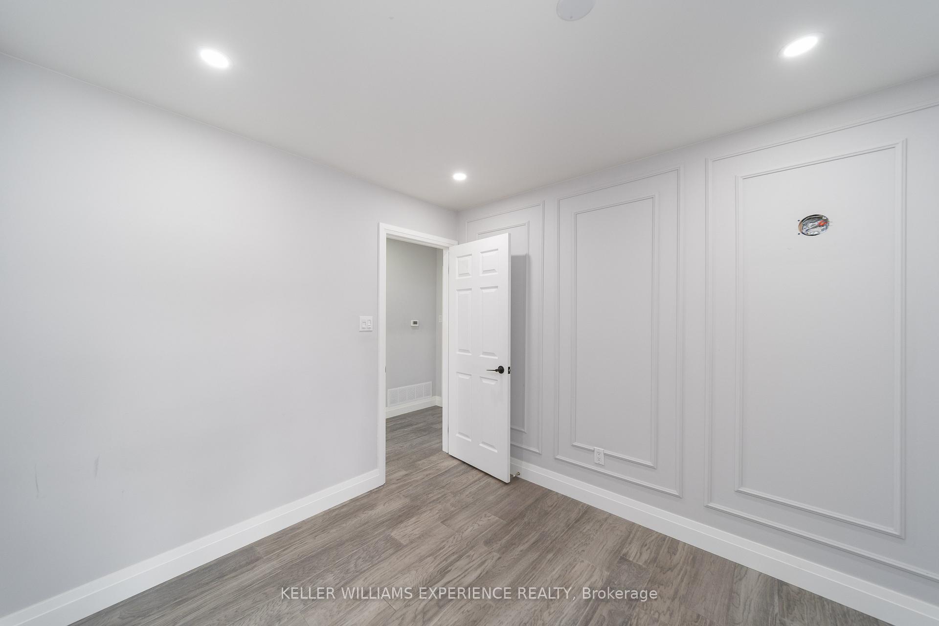 Photo 19 of 90 Sproule Drive, Barrie, Edgehill Drive — HOMEH