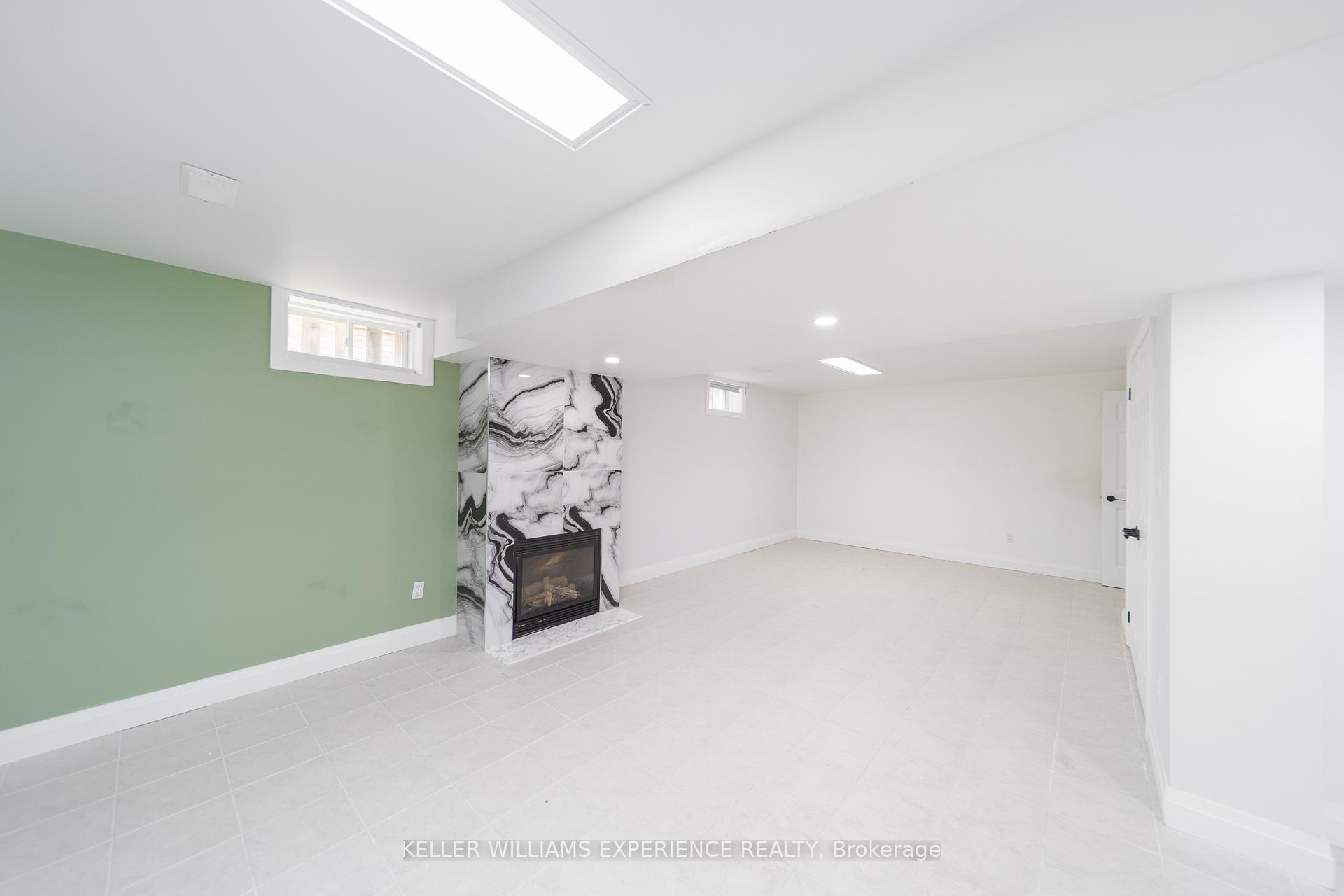 Photo 26 of 90 Sproule Drive, Barrie, Edgehill Drive — HOMEH
