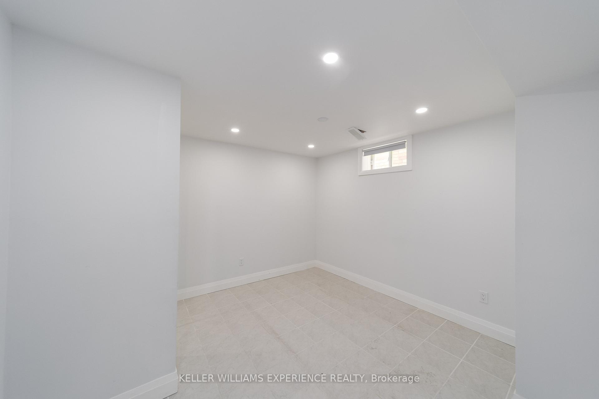 Photo 28 of 90 Sproule Drive, Barrie, Edgehill Drive — HOMEH