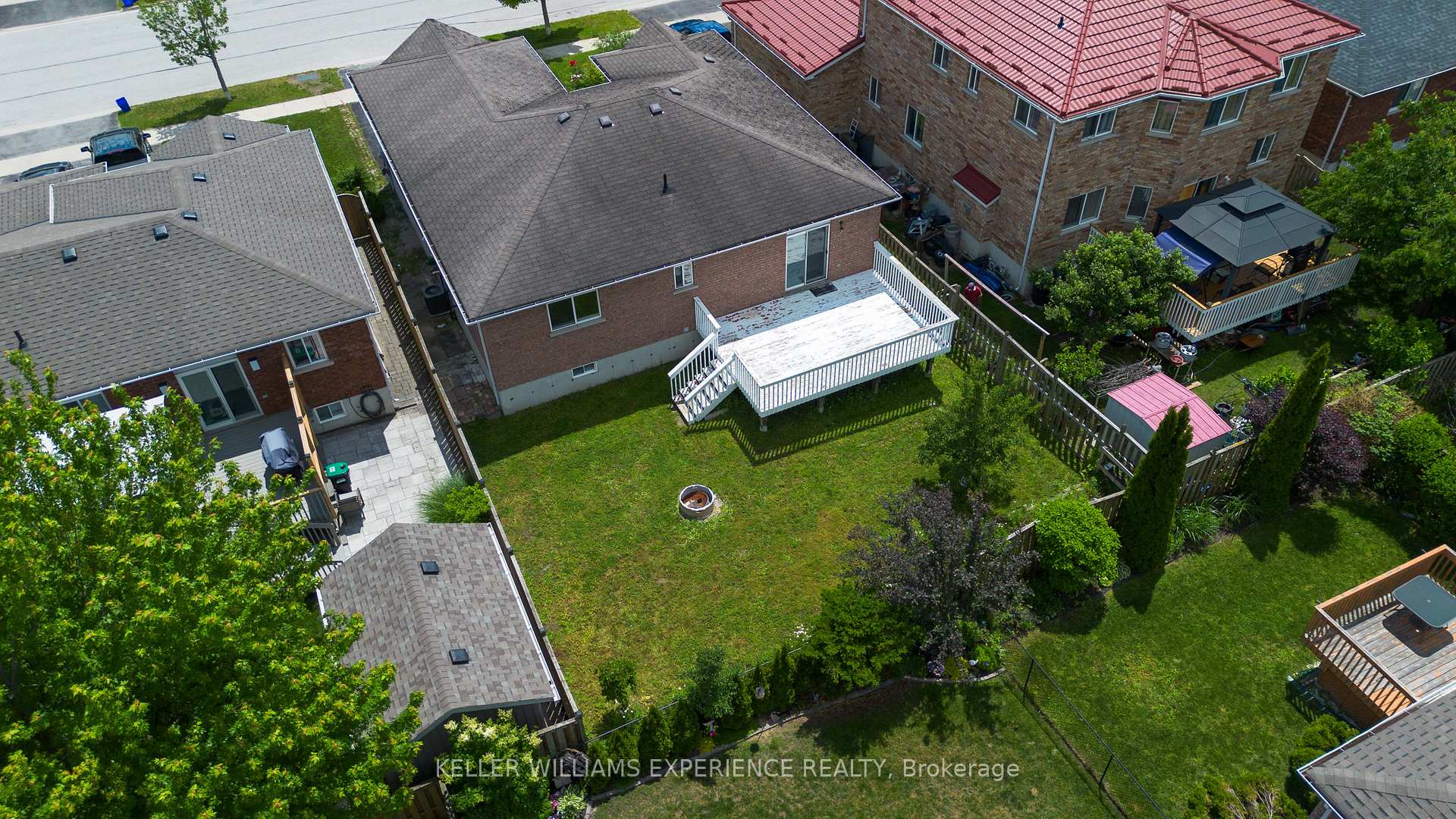Photo 42 of 90 Sproule Drive, Barrie, Edgehill Drive — HOMEH