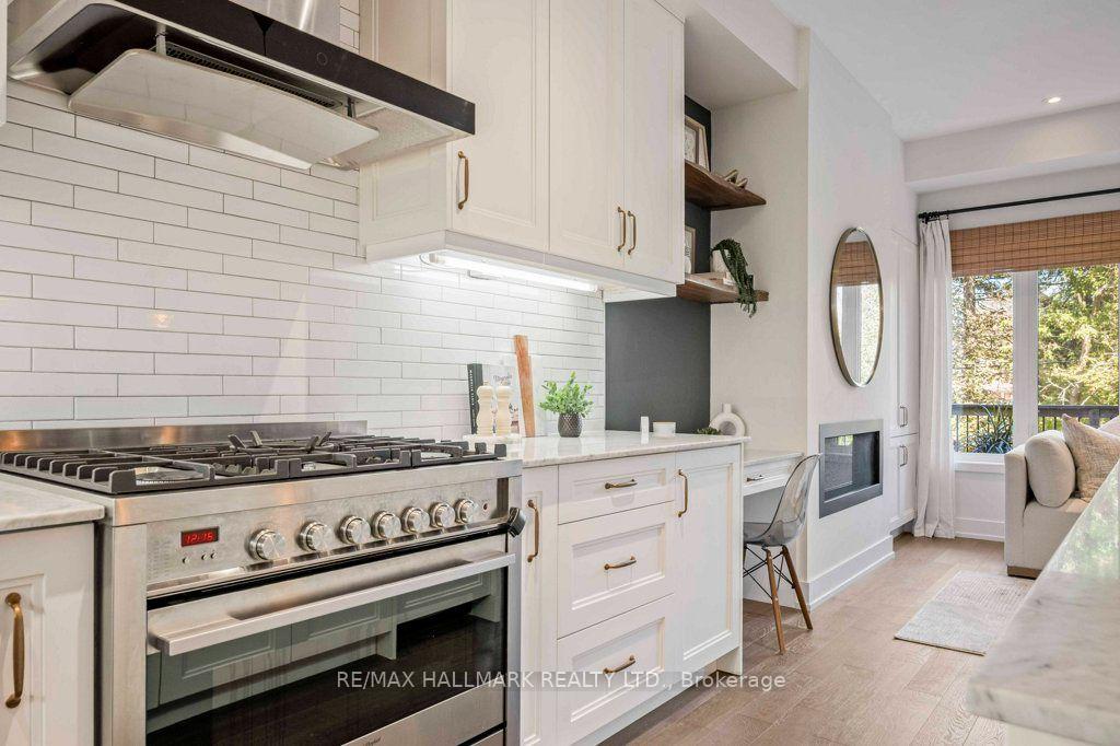 Photo 16 of 77 Benson Avenue, Richmond Hill, Mill Pond — HOMEH