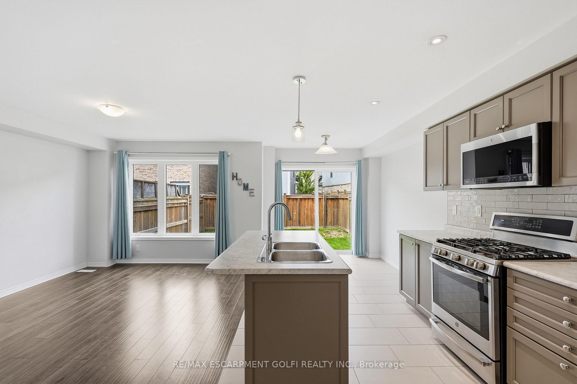 Photo 25 of 23 Patterson Drive, Haldimand — HOMEH